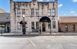 110 & 112 S 2nd ST, Ozark, AR 72949
