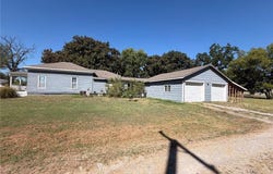 204 E Maple Street, Girard, KS 66743