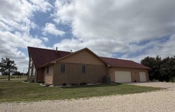 2211 14th Ave, Lindsborg, KS 67456