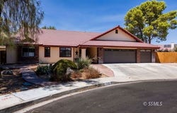 1133 Meadowview Ln, Ridgecrest, CA 93555