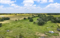 7300 Goehring Road, Ledbetter, TX 78946
