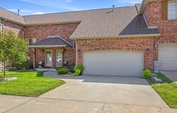 2327 W Chesterfield Boulevard, Springfield, MO 65807