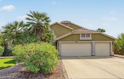 2465 E DRAKE Street, Gilbert, AZ 85234