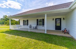 4853 N Pleasant Valley Rd., Robards, KY 42452
