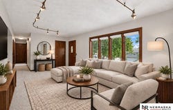 5062 S 160th Circle, Omaha, NE 68135