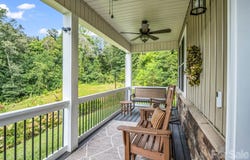 39 Village Overlook Loop, Swannanoa, NC 28778
