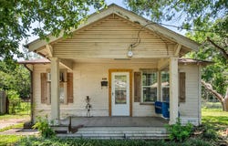 115 Woodland Avenue, Corsicana, TX 75110