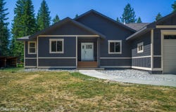 10570 E FAR CRY Rd, Athol, ID 83801