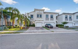 7005 Romana Way, Naples, FL 34119