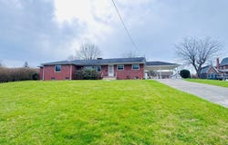112 Dexter, BECKLEY, WV 25801