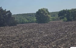 2937 Pyrmont Road, Stover, MO 65078