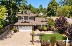 240 Bobs LN, Scotts Valley, CA 95066