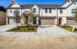 802 Homeplace Circle, Mansfield, TX 76063