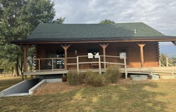 4452 S 70th Road, Bolivar, MO 65613