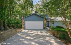 334 Lakeview Drive, Crossville, TN 38558