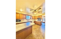 1407 W Valentine Circle NW, Canton, OH 44708