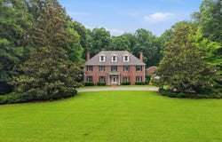 507 GLEN OAKS Dr, Jasper, AL 35504
