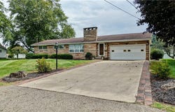 160 Mark Avenue, Killbuck, OH 44637