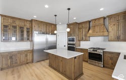 656 E MOUNTAIN Rd N, North Ogden, UT 84414