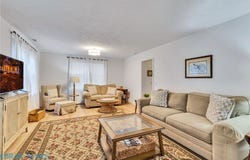 1 Lawler Lane, Kilmarnock, VA 22482