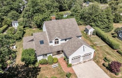 89 Belvidere Road, Falmouth, MA 02540