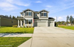 501 E Burdock Loop, Hayden, ID 83835