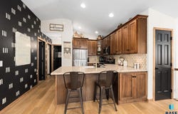 4601 S Equity Dr, Sioux Falls, SD 57106