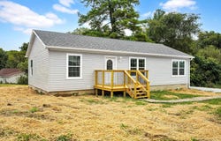 307 N 2nd Street, Mitchell, IN 47446
