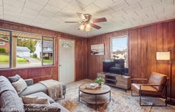 827 Spring Street, Moosic, PA 18507