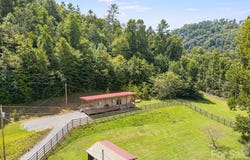 58 Guntertown Road, Marshall, NC 28753