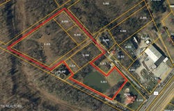 Dogwood Ave, Oneida, TN 37841