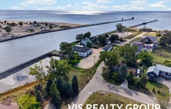 N Shore Drive, Spring Lake, MI 49456