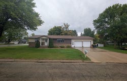 411 6th Avenue SW, Perham, MN 56573