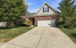 9713 Timberbrooke Boulevard, McCordsville, IN 46055