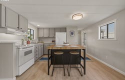1709 NE 78TH St, Vancouver, WA 98665