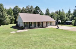 696 Sehon, Pontotoc, MS 38863