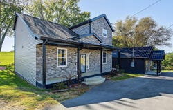 901 Kyle St, La Follette, TN 37766