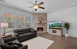 15204 Falcon Dr, Austin, TX 78734