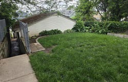 331 E Deer Pl, Milwaukee, WI 53207