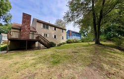 15 Topaz Drive, Nashua, NH 03062