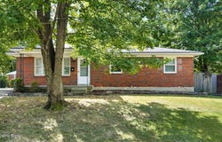 9006 Denise Dr, Louisville, KY 40219