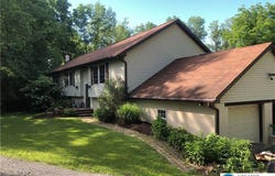 8581 Hensingersville Road, Lower Macungie Twp, PA 18062