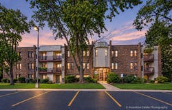 2212 Country Club Drive, Woodridge, IL 60517
