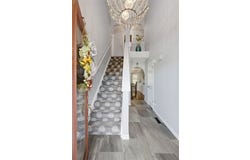 4998 Summit Dr, Hampton, PA 15101