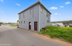 Loudon, TN 37774