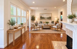 1104 N Screenland Drive, Burbank, CA 91505