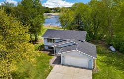 33067 Nueman Trail, Lindstrom, MN 55045