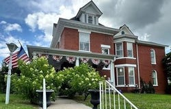 1618 State Street, Lexington, MO 64067