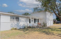 201 Thomas Boulevard, Plainview, TX 79072