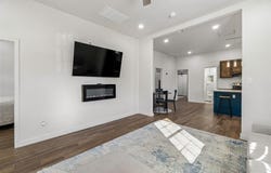 314 W Springer Avenue, Guthrie, OK 73044